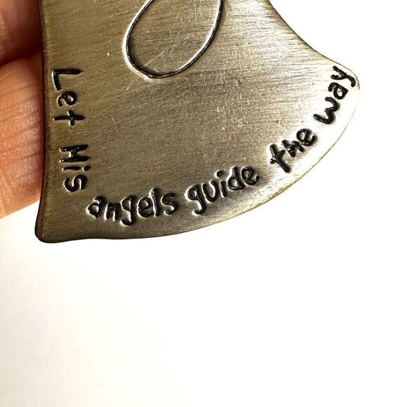 Pewter silver tone hanging angel - Picture 7 of 7